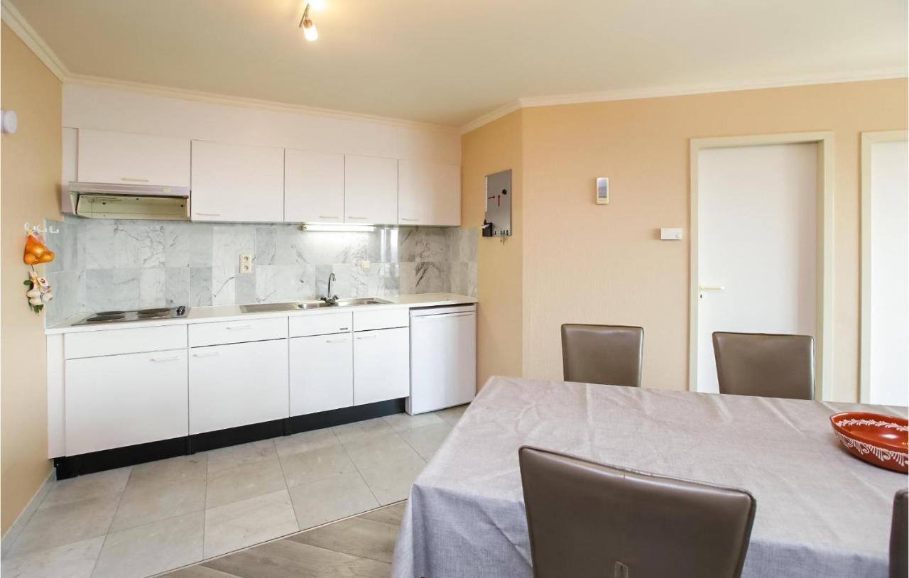 1 Bedroom Lovely Apartment In Oostende Exterior photo